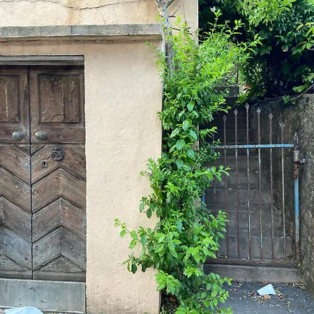 Les Rosiers - Garance Panzió Conca