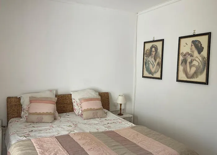Panzió Les Rosiers - Garance Conca